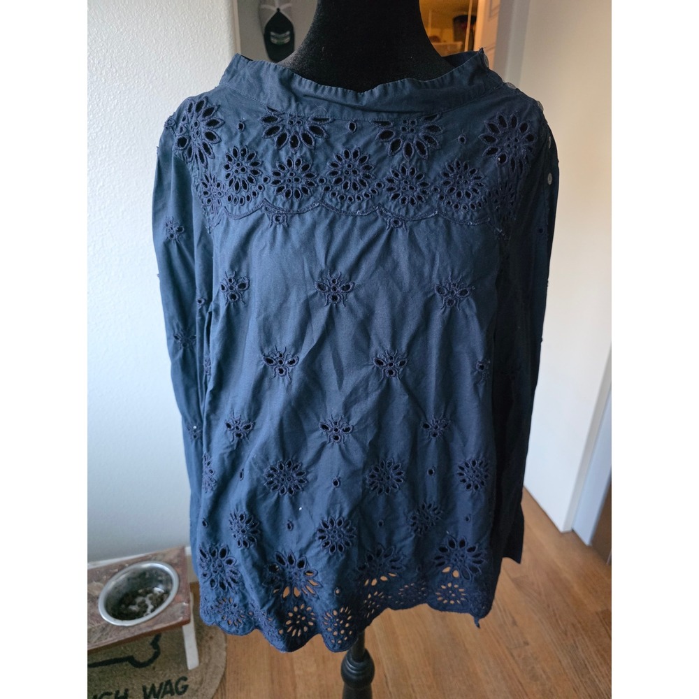 J.Crew Navy Blue Floral Eyelet Embroidered Button Shoulder Top H7572 Size 10